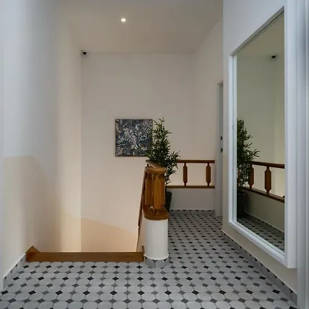 Alameda Guesthouse by Boutique Taipas Garagem para motos-2