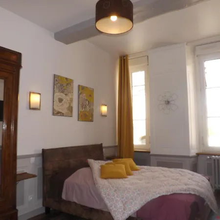 Chambre d'hôtes LARIBOISIERE-3