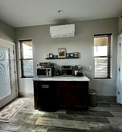 Bent Canyon Suite-2