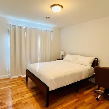 Cozy & Deluxe Apartment - Ez Access To Nyc-2