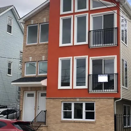 Cozy & Deluxe Apartment - Ez Access To Nyc-3