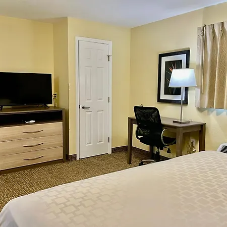 Suburban Studios Fort Myers Cape Coral-2