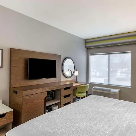 Hampton Inn Fort Collins-2