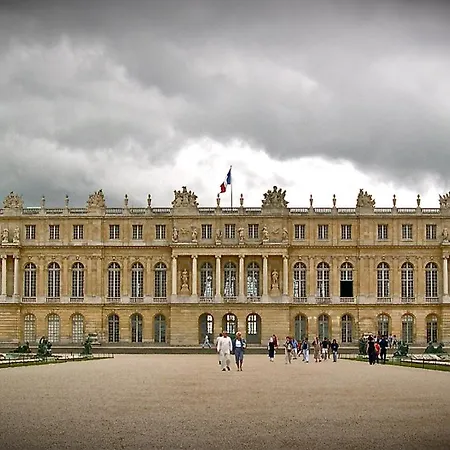 Near Castle Of Versailles Cozy Room With Breakfast And Parking-2