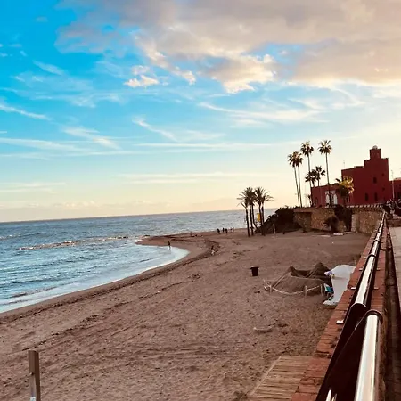 Benalmadena ,apartamento-Estudio primera Línea de Playa-3