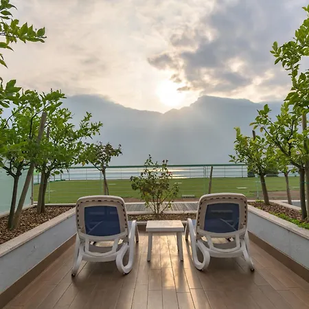 Garda Suite Hotel - Adults Only Hotel-2