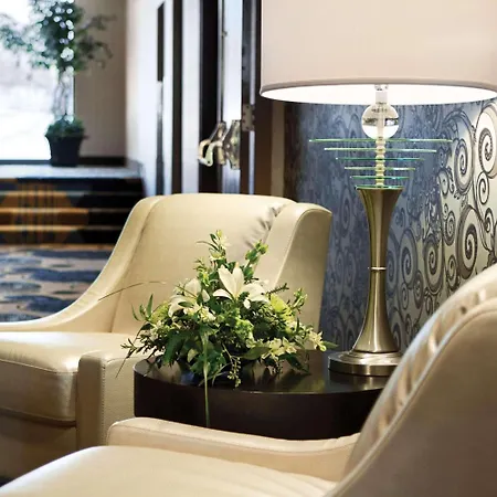 Radisson Hotel Bismarck-2