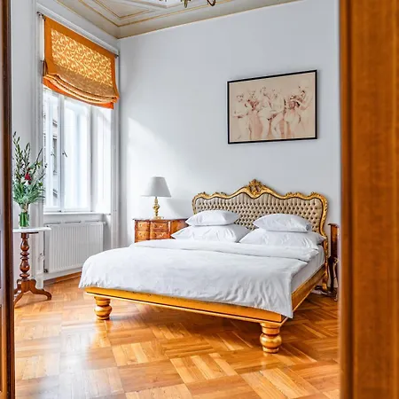 Malostranská Residence-3