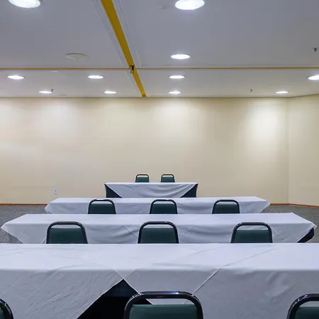 Carlton Plaza São José dos Campos-2