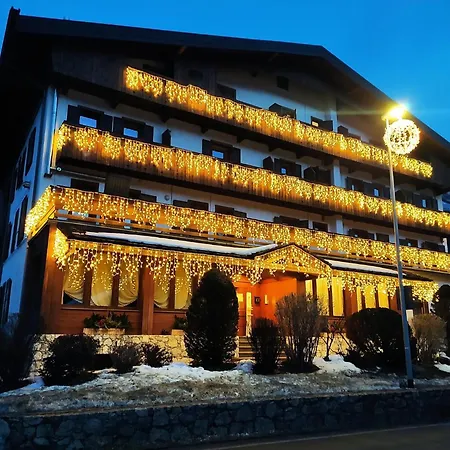 Hotel Albergo Dolomiti-2