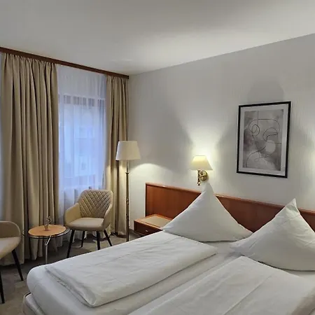 Hotel Garni Vierjahreszeiten-2
