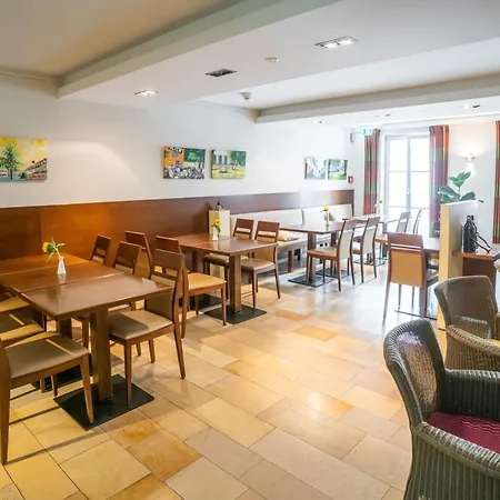 Altstadthotel Grauer Wolf-3