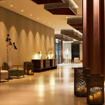 Infinity Hotel & Conference Resort Munich-3