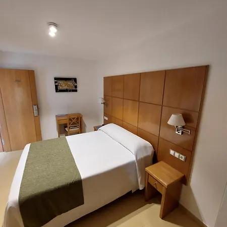 Hotel Tio Pepe-3