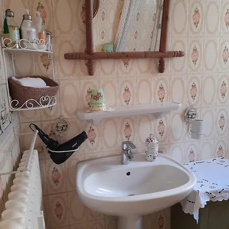Chambre Privee A 100 M Des Plages-3