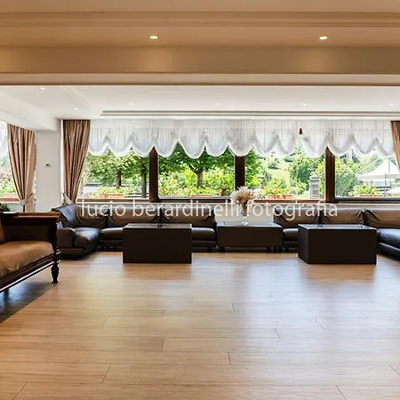 Hotel Edelweiss-3