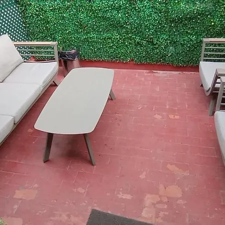 Limin Hostel Capsules-2