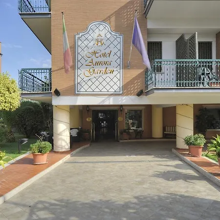 Hotel Aurora Garden-3