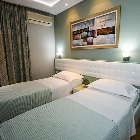 Hotel Vila Verde Gjika-3