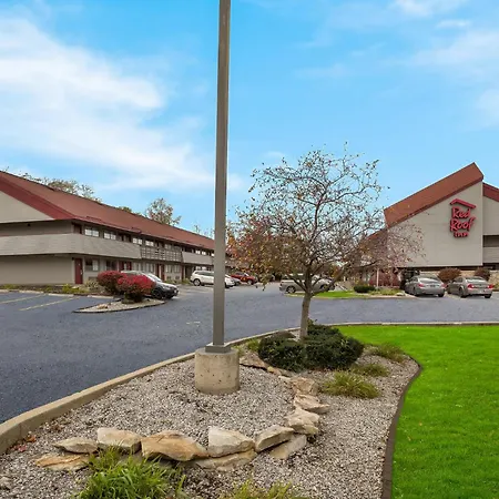 Red Roof Inn Cleveland - Independence-3