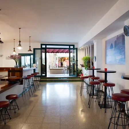 Hostal El Ranxo-2