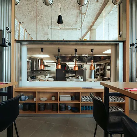 JOST Hotel Montpellier Centre St Roch-3