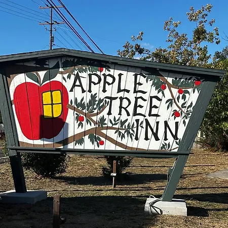Apple Tree Inn-2