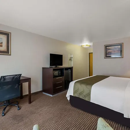 Quality Inn Richfield I-70-2