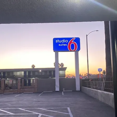 Studio 6 Suites San Bernardino, Ca-3