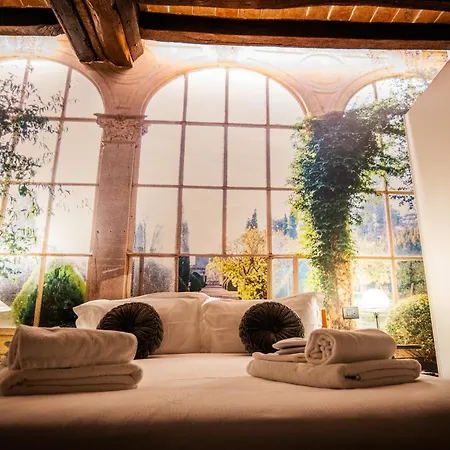 Old Town - Boutique Rooms-3