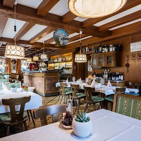 Gasthof Albergo Dolomiten-3