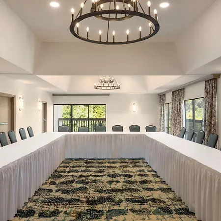 Hilton Garden Inn Monterey-2