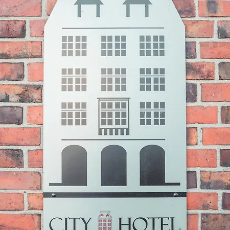 City Hotel-3