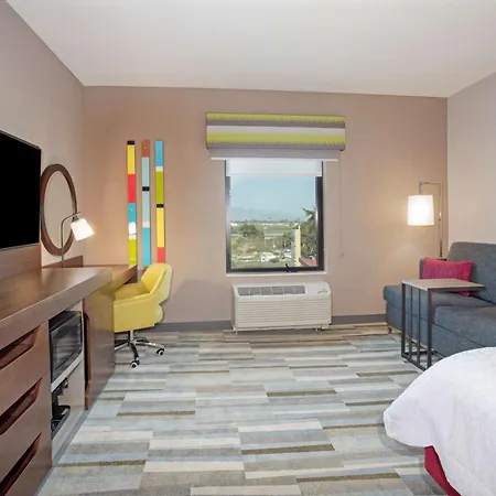 Hampton Inn & Suites Watsonville-2