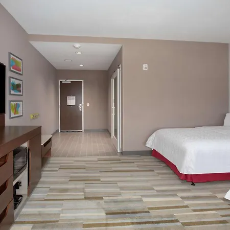 Hampton Inn & Suites Watsonville-3