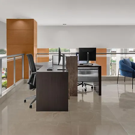 Courtyard By Marriott Bangkok-3