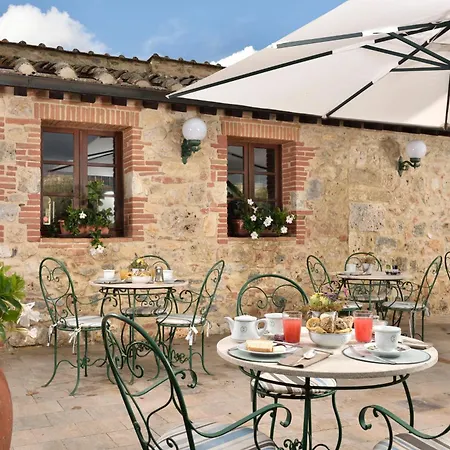 Romantik Hotel Monteriggioni-3