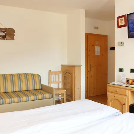 Hotel "La Suisse"-3
