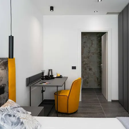 Ml Luxury Room-3