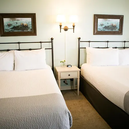Sea Otter Inn-3