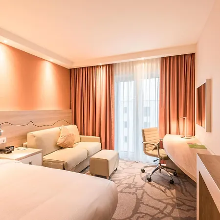 Hampton By Hilton Freiburg-2