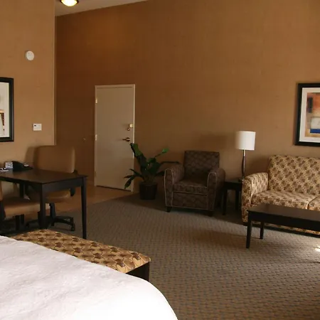 Hampton Inn And Suites Barstow-2