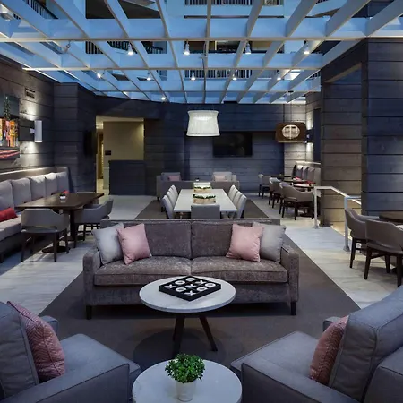 Hilton Suites Brentwood-2