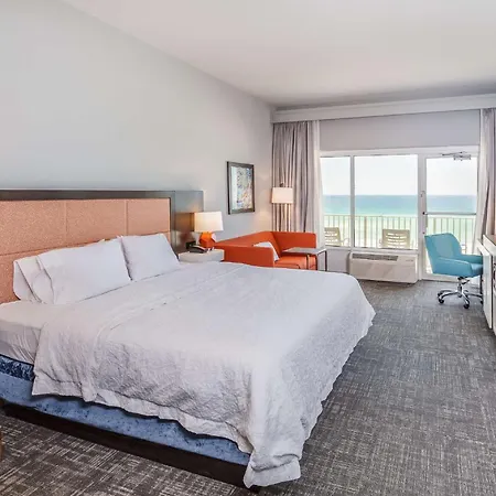 Hampton Inn Pensacola Beach-3