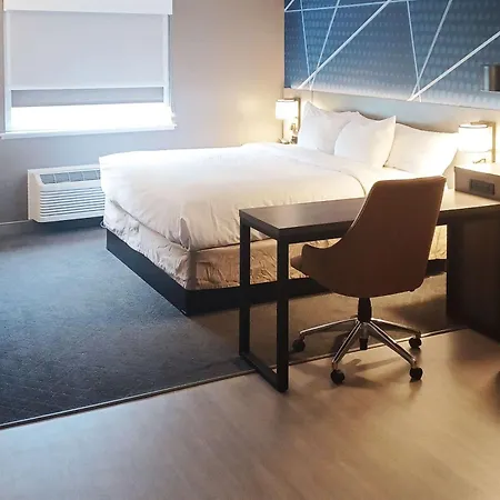 Comfort Inn Edinburgh - Columbus-3