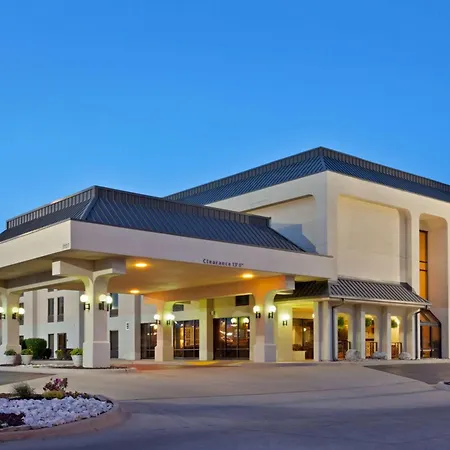 Hampton Inn Joplin-3