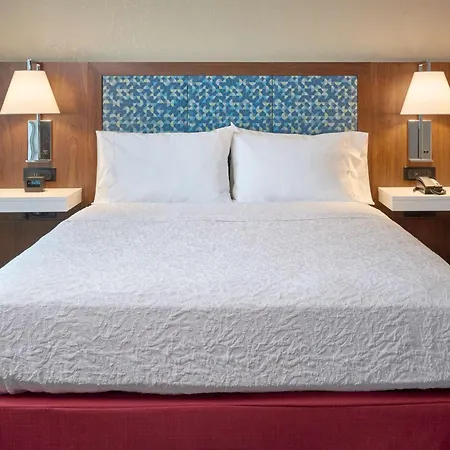 Hampton Inn By Hilton Harrisburg West-3