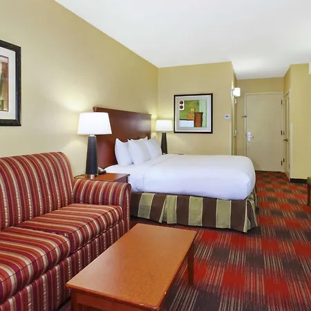 Doubletree By Hilton Holland-2