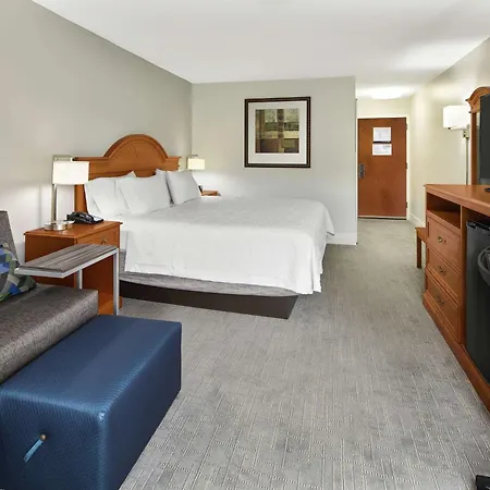 Hampton Inn Atlanta-Newnan-3