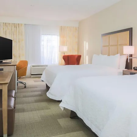 Hampton Inn & Suites Camarillo-3